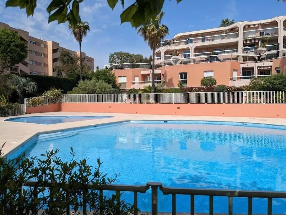 Appartement Vue Mer Sur Les Hauteurs De Nice 0*,  France
