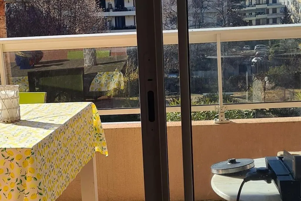 Appartement Vue Mer Sur Les Hauteurs De Nice