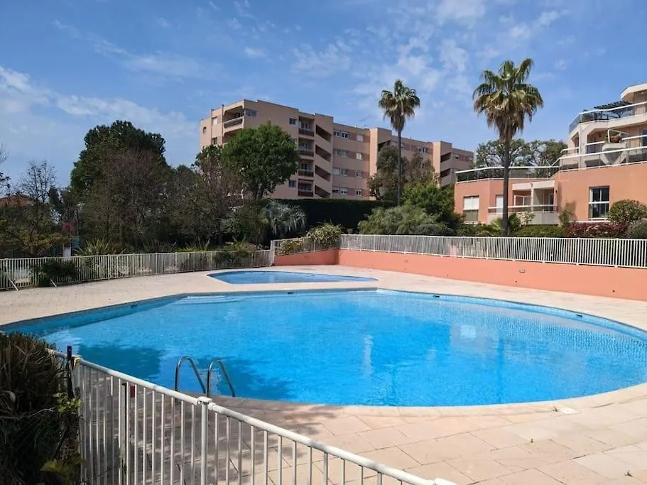 Appartement Vue Mer Sur Les Hauteurs De Nice 0*,  France